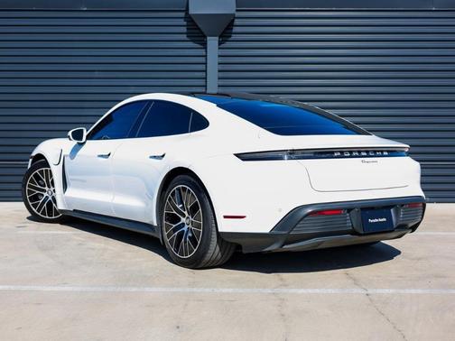 2021 Porsche Taycan Base