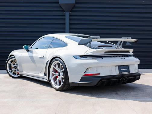 2024 Porsche 911 GT3