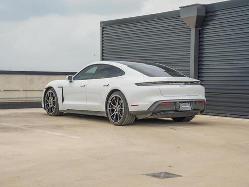 2023 Porsche Taycan Base