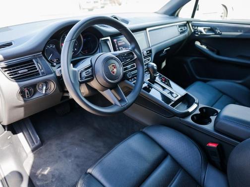 2024 Porsche Macan GTS