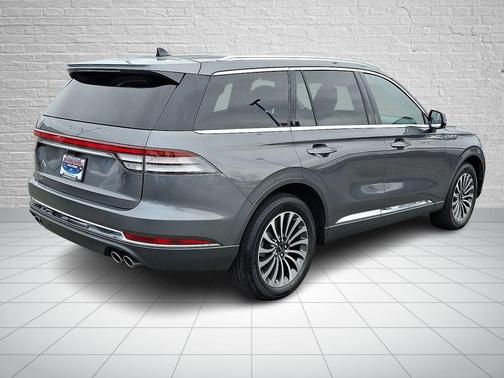 2023 Lincoln Aviator Standard AWD