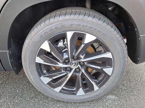 2026 Mazda CX-50 Premium Plus