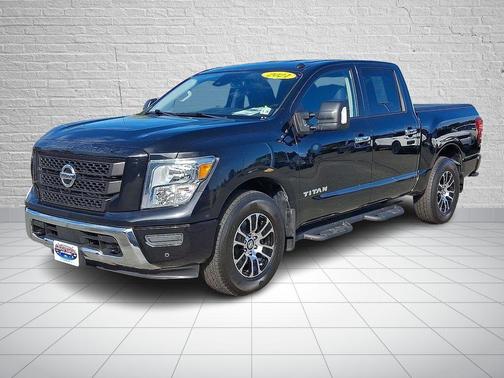 2021 Nissan Titan SV