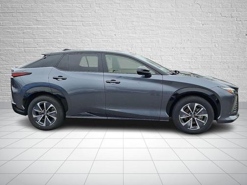 2023 Lexus RZ 450e Premium