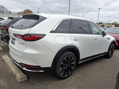2025 Mazda CX-90 Premium Plus