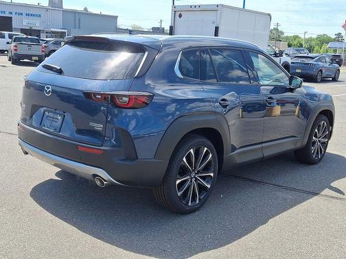 2025 Mazda CX-50 2.5 Turbo Premium Package