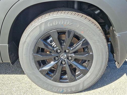 2025 Mazda CX-50 2.5 S Preferred Package