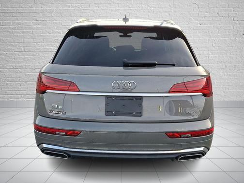 2023 Audi Q5 45 S line quattro Premium