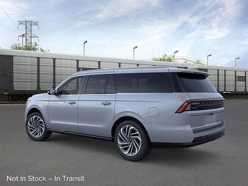 2025 Lincoln Navigator L Reserve