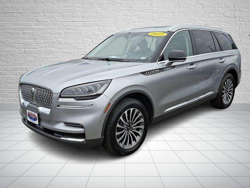 Radiance Metallic 2023 Lincoln Aviator Standard AWD