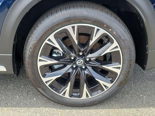 2024 Mazda CX-90 PHEV Premium
