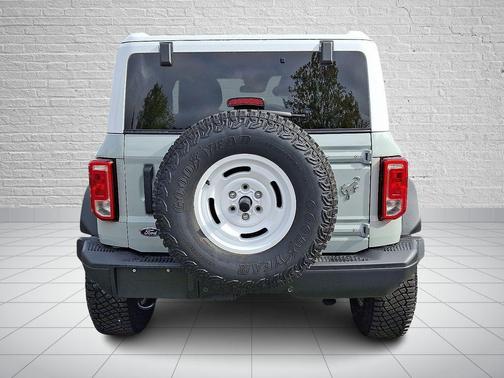 2024 Ford Bronco Heritage Edition