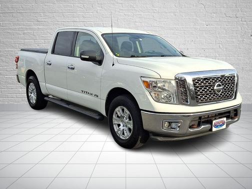 2018 Nissan Titan SV