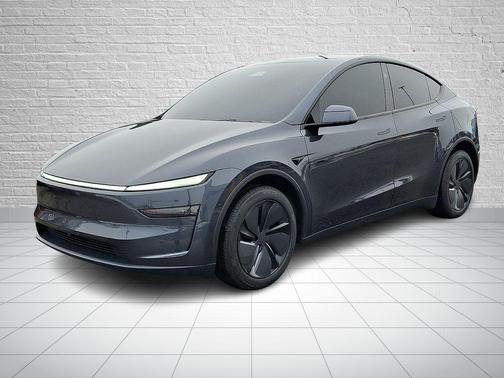 2026 Tesla Model Y PREMIUM