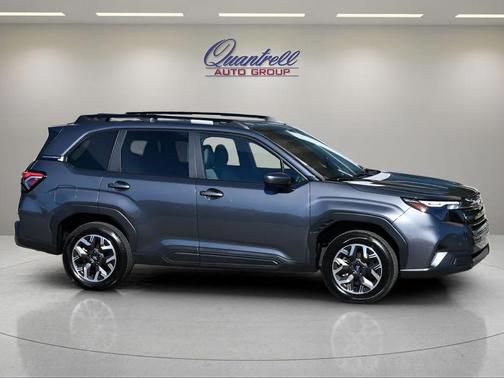 Magnetite Gray Metallic 2026 Subaru Forester Premium