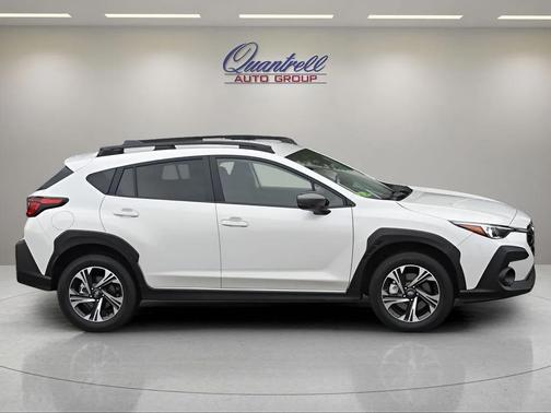 CRYSTAL WHITE PEARL 2025 Subaru Crosstrek Premium