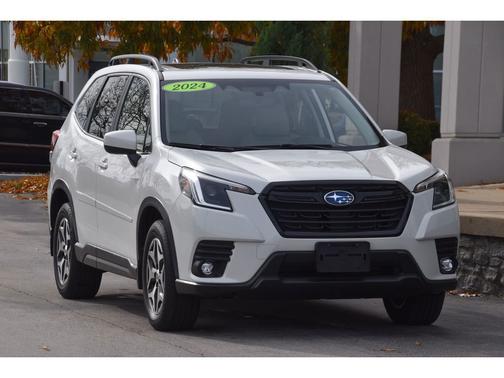 2024 Subaru Forester Premium