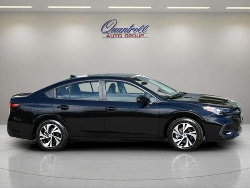 Crystal Black Silica 2025 Subaru Legacy Premium