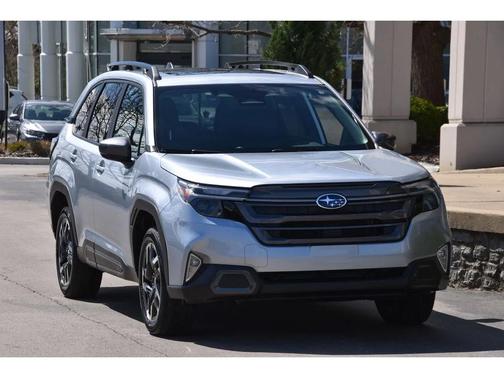 ICE SILVER METALLIC 2026 Subaru Forester Limited