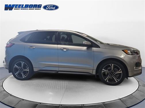 2022 Ford Edge ST