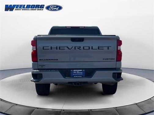 2024 Chevrolet Silverado 1500 CUSTOM