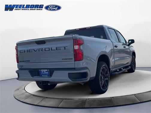 2024 Chevrolet Silverado 1500 CUSTOM
