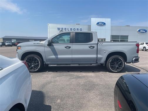2024 Chevrolet Silverado 1500 CUSTOM