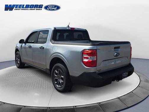 ICONIC SILVER METALLIC 2024 Ford Maverick XLT