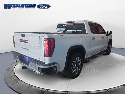 2024 GMC Sierra 1500 SLT