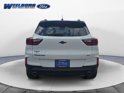 Summit White 2024 Chevrolet Trailblazer RS