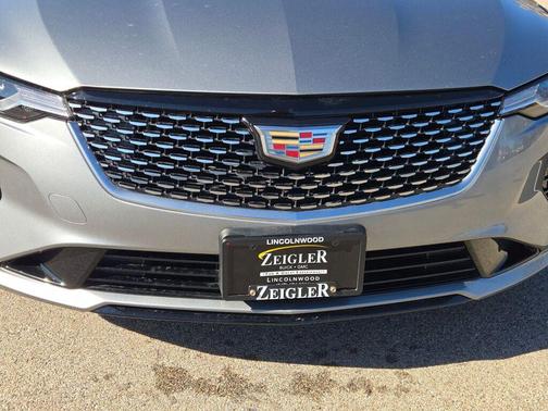 2023 Cadillac CT4 Luxury