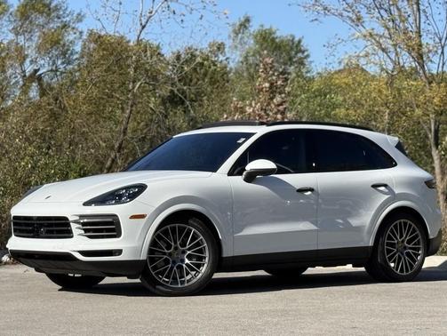 2023 Porsche Cayenne Platinum Edition