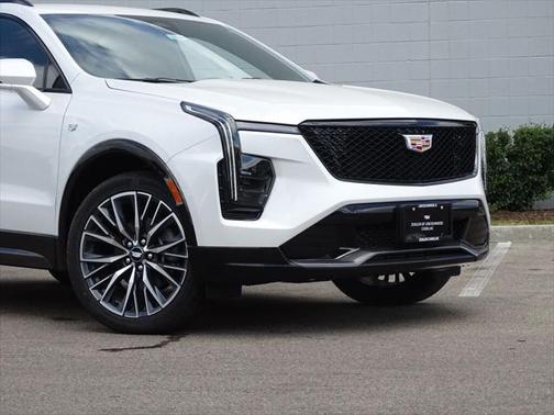 2024 Cadillac XT4 Sport