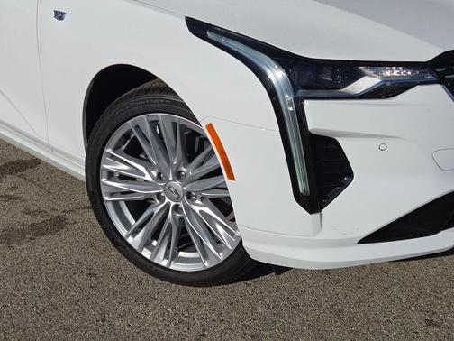 2026 Cadillac CT4 Premium Luxury RWD