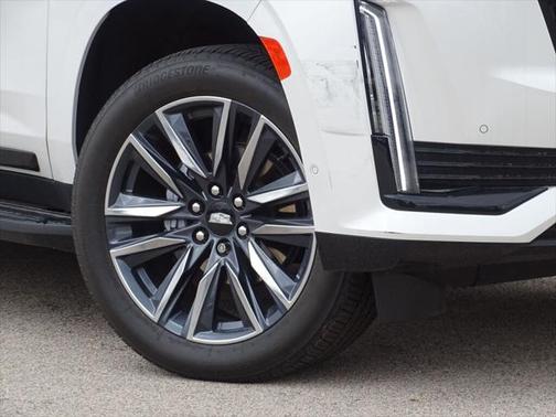2023 Cadillac Escalade ESV Sport Platinum