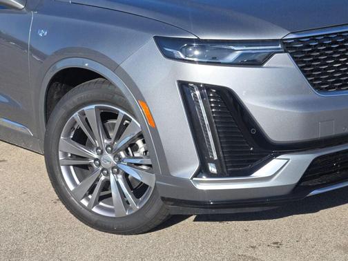 2025 Cadillac XT6 Premium Luxury FWD