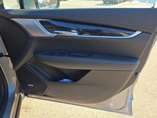 2025 Cadillac XT6 Premium Luxury FWD