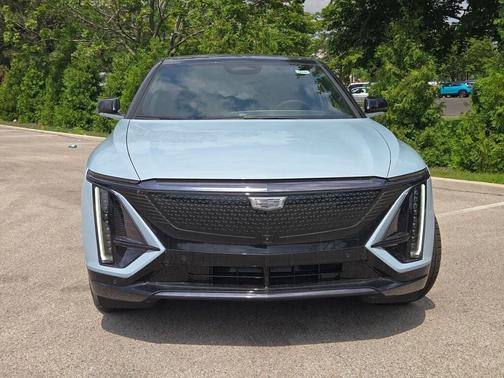 2025 Cadillac LYRIQ Sport
