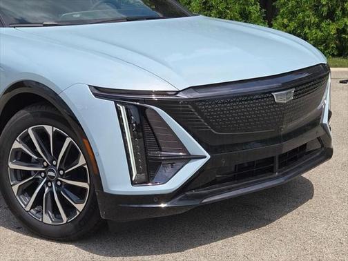 2025 Cadillac LYRIQ Sport w/1SJ