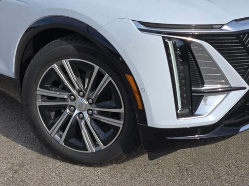 2026 Cadillac LYRIQ Premium Luxury