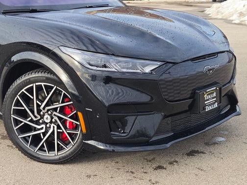 2022 Ford Mustang Mach-E GT