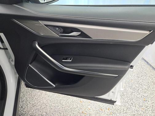 2024 Jaguar F-PACE R-Dynamic S P250 AWD Automatic