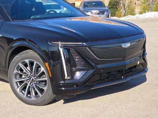 2026 Cadillac LYRIQ Premium Sport