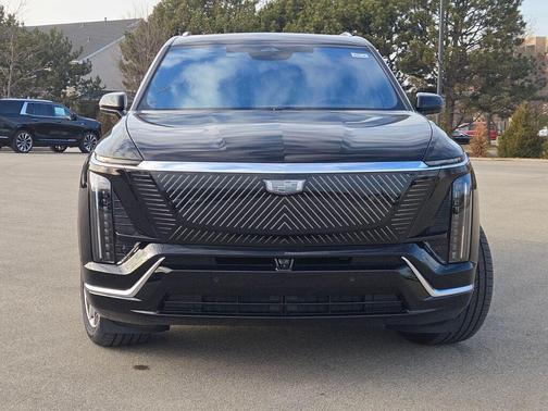 2026 Cadillac VISTIQ Luxury