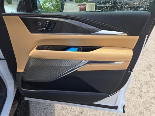 2025 Cadillac Escalade IQ Sport 2