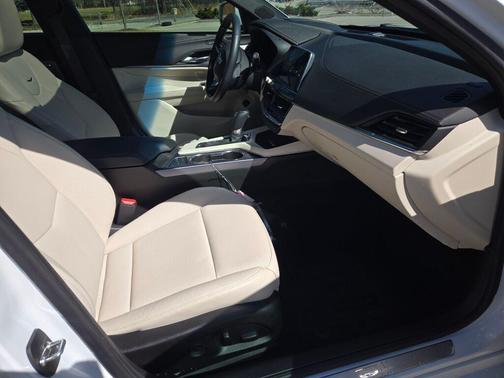 2023 Cadillac CT4 Premium Luxury