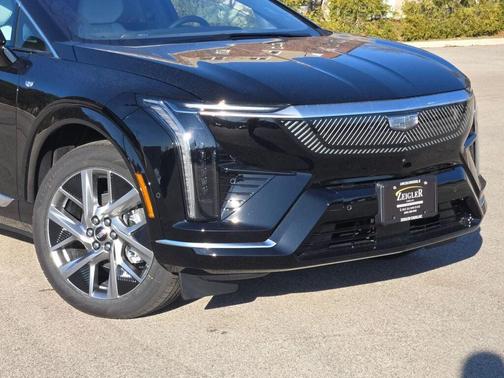 2026 Cadillac OPTIQ Luxury