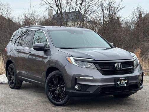 Crystal Black Pearl 2022 Honda Pilot AWD Special Edition