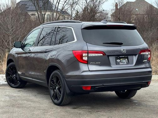 Crystal Black Pearl 2022 Honda Pilot AWD Special Edition