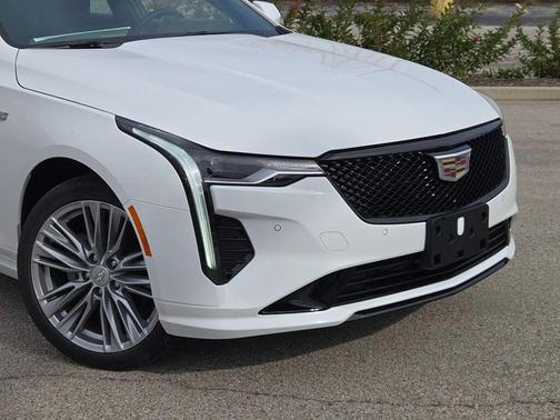 2026 Cadillac CT4 Premium Luxury